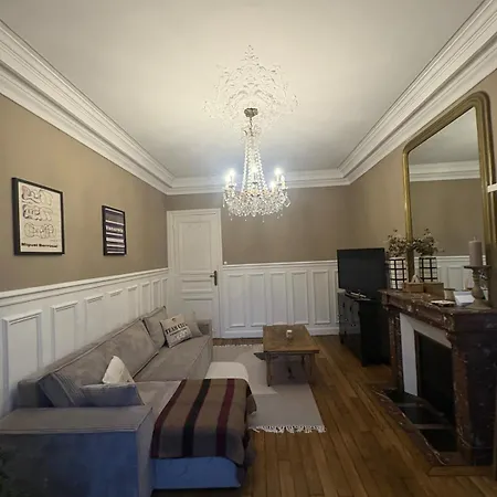 Authentic Parisian 12th Arrondissement Apartment *